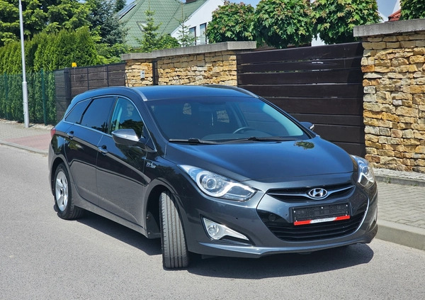 Hyundai i40 cena 34400 przebieg: 209000, rok produkcji 2012 z Barlinek małe 781